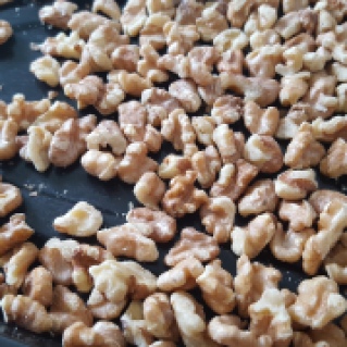 Roasted walnuts
